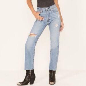 Levi’s 28 (6/7) Wedgie Straight Women’s Jeans Distressed High Rise Cropped